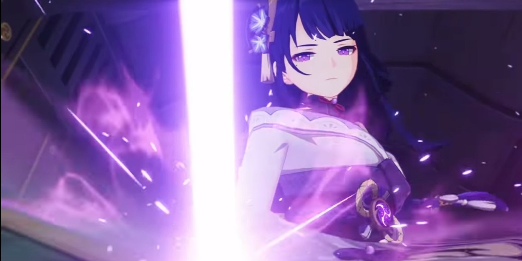 raiden-shogun-fighting-with-her-sword-8535553